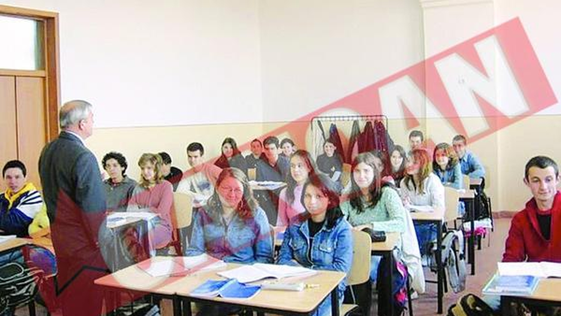 Profesor de matematica acuzat ca-si bate elevii