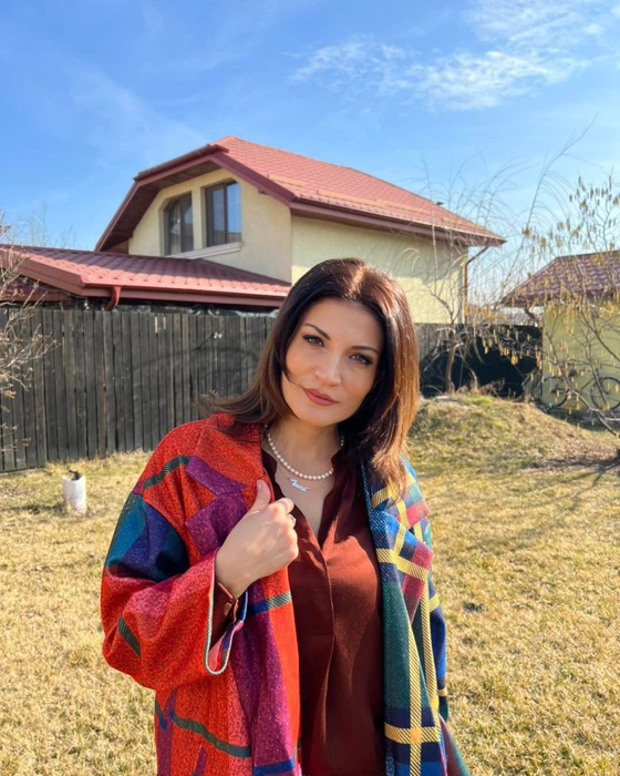 Ioana Ginghină, secretul unui ten fără riduri. Foto: Facebook