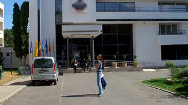 A stat o luna de zile la un hotel de patru stele fara sa plateasca