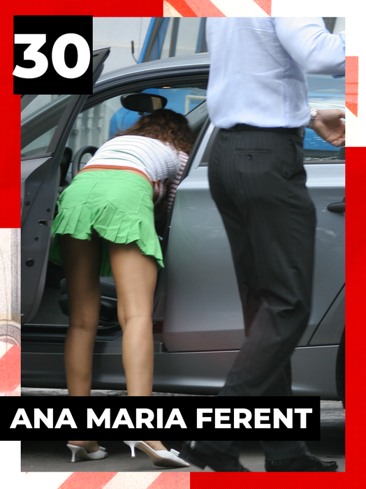 TOP sexy-vedete. Bianca Drăgușanu, Daniela Crudu sau Raluca Bambi s-au aplecat pe bancheta din spate și…: Mamăăă, ce priveliște!