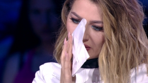 Lidia Buble, ruptă cu bătaia de tatăl ei, pastor penticostal: "M-a lovit de față cu toți"