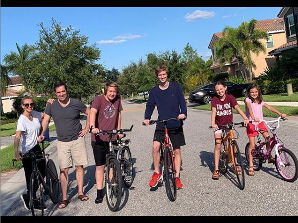 Catrinel Sandu și soțul ei, Steve Schroeter, și-au cumpărat casa visurilor în Florida! Primele imagini cu superba locuință