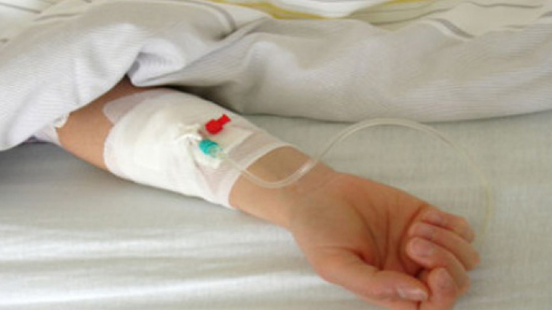 A facut puscarie, iar acum i s-a facut rau. Un cunoscut cantaret de hip-hop de la noi a ajuns de urgenta la spital