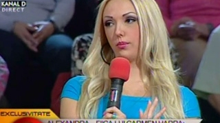 VIDEO Alexandra, fiica lui Carmen Harra, face si ea previziuni: "Mama se marita intr-un an!"