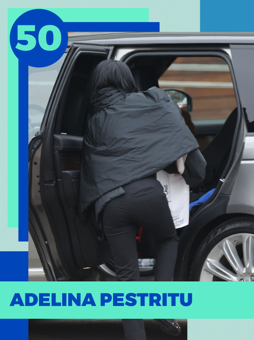 Antonia, Gina Pistol sau Delia, așa cum nu le-ați mai văzut! Topul finalului de an! Ele sunt sexy-gospodinele care nu au nevoie de ajutor