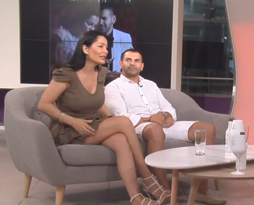 Rochiile de mireasă ale lui Brigitte, făcute de designerul care le-a îmbrăcat pe Beyonce și Jennifer Lopez în ziua nunții. Cât au costat