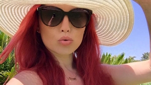 FOTO | ELENA GHEORGHE, mai hot ca oricând! A schimbat mai multe costume de baie şi a „scăpat“ pozele pe net