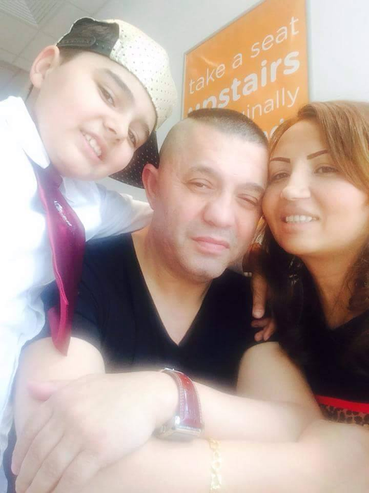 NU a semnat actele de divorţ şi deja şi-a găsit un nou „sponsor”! În braţele cui „se reface” nevasta lui Nicolae Guţă