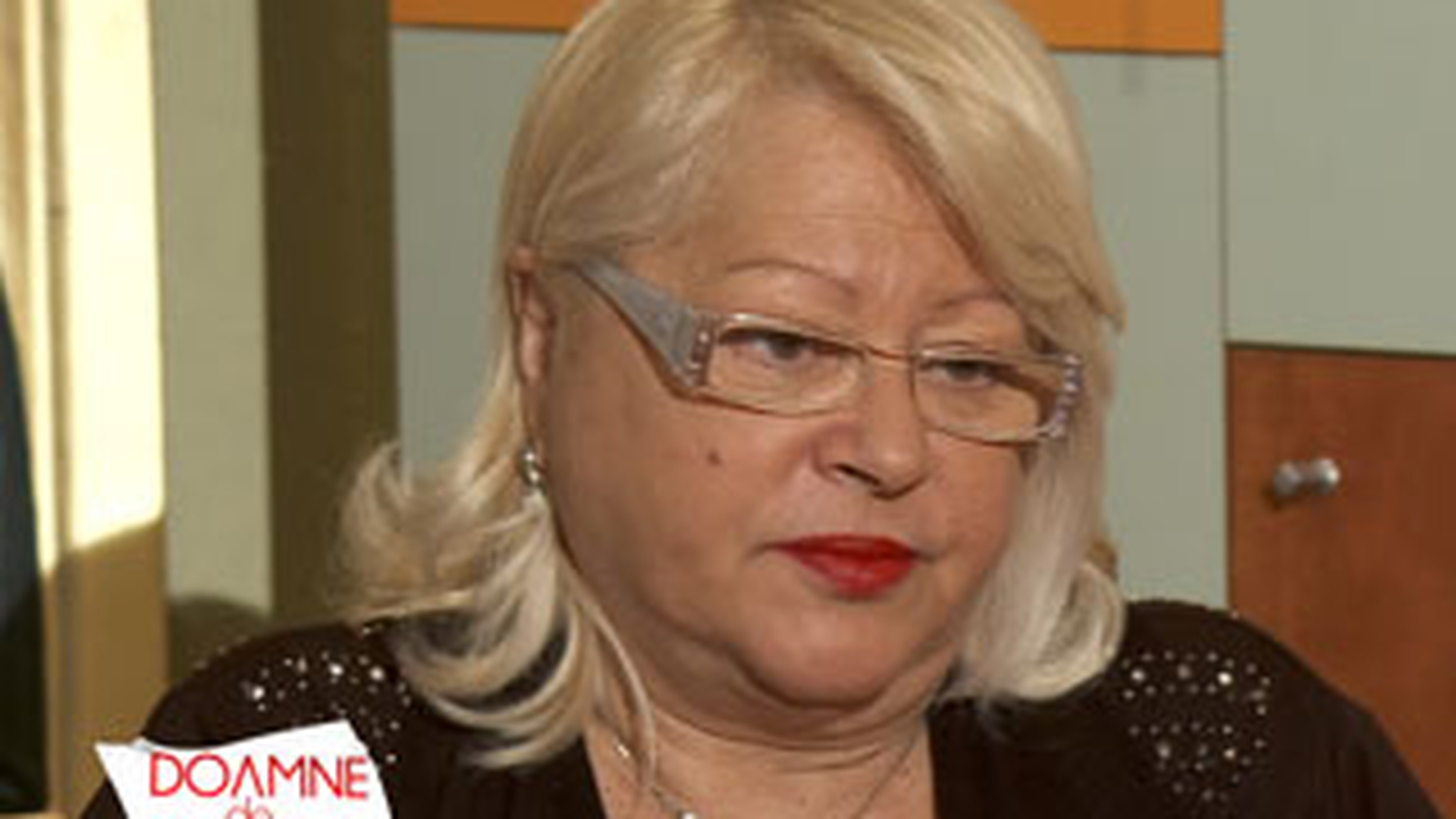 Mirabela Dauer a avut o copilarie saraca! Nu avea ce sa imbrace si sa incalte!