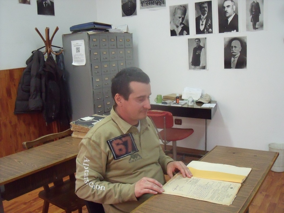 Florin Dîrdală, inspector superior la Serviciul Judeţean Vrancea al Arhivelor Statului