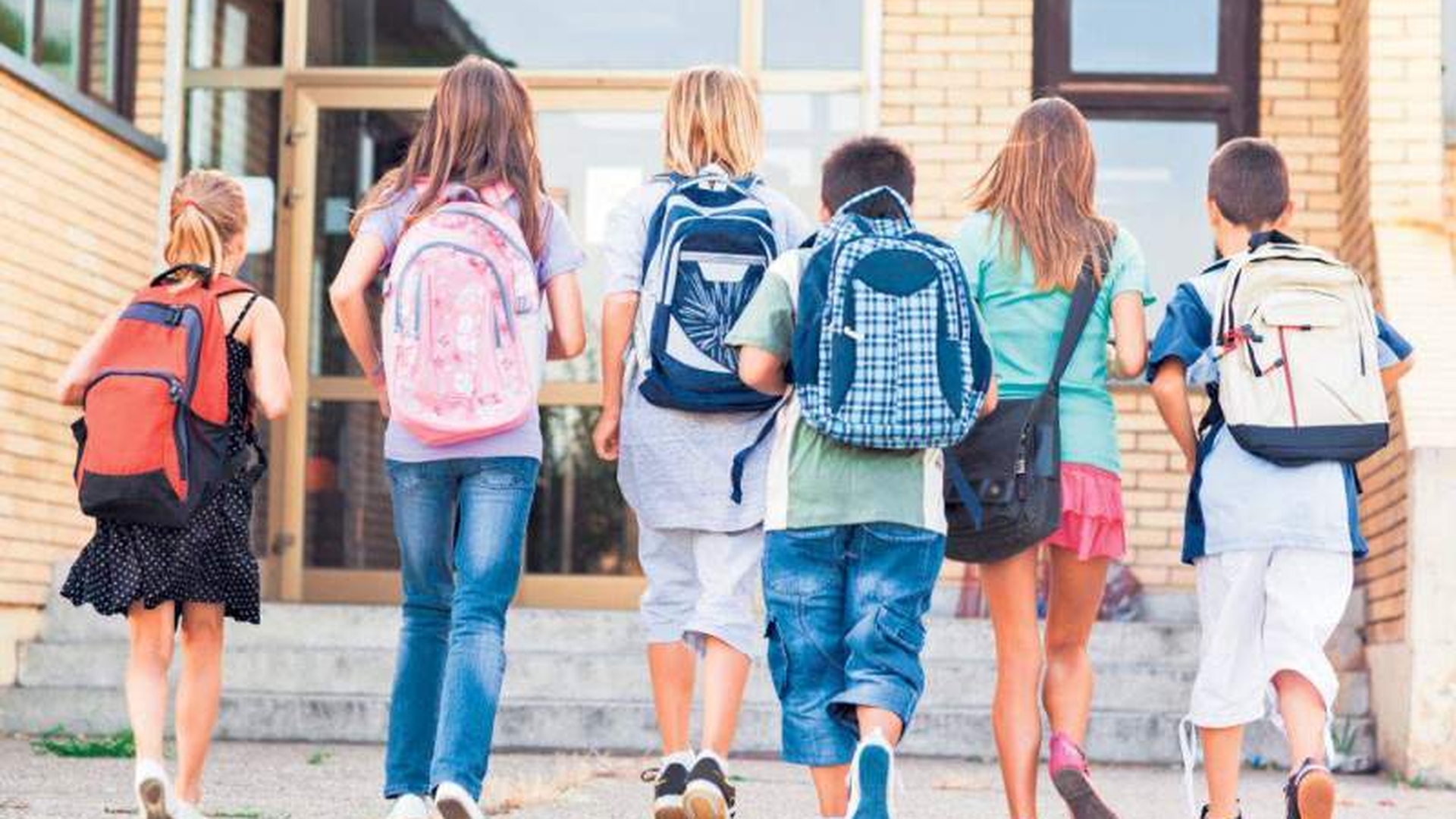 Vacanţe în anul şcolar 2018 - 2019: Când este prima zi liberă pentru elevi