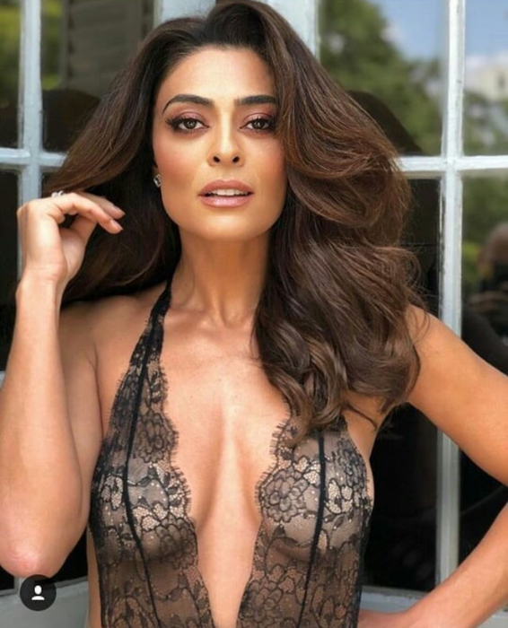 O mai ții minte pe Karla din Clona?! Cum arată și cu ce se ocupă Juliana Paes la 46 de ani