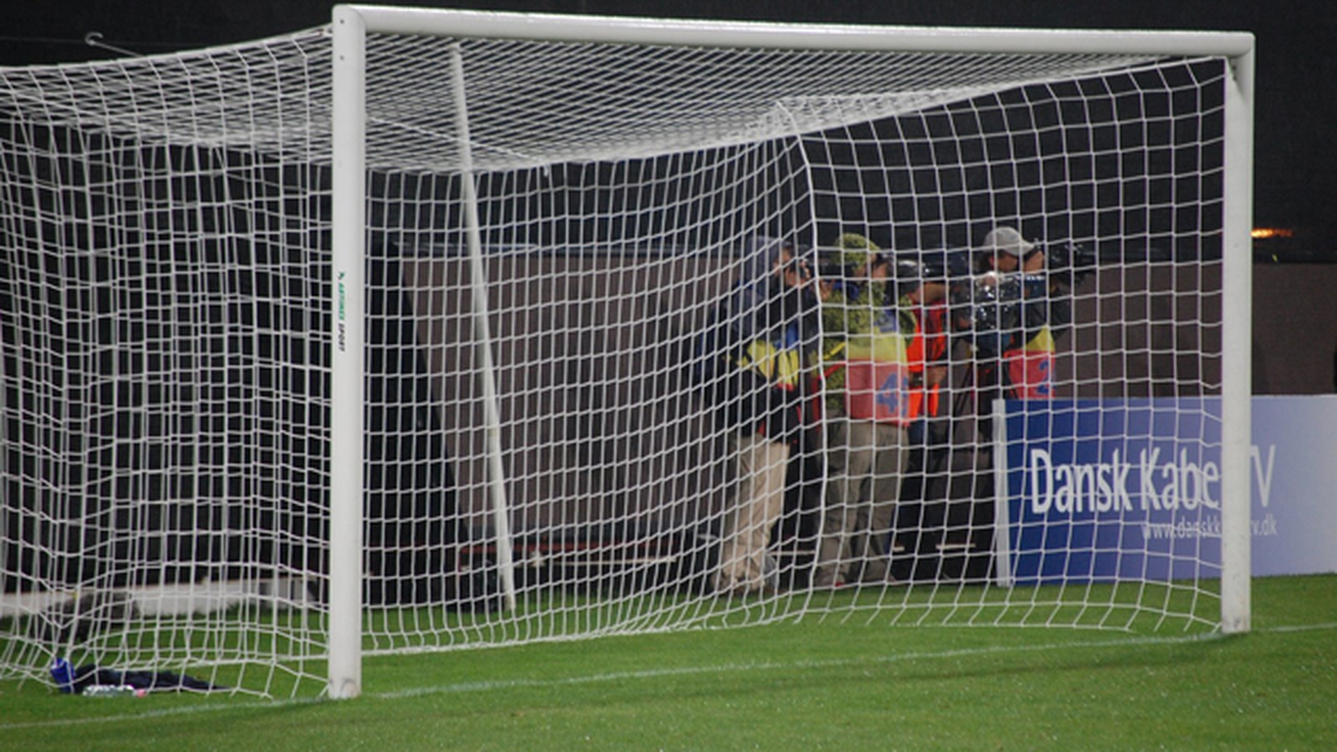 O nouă tragedie în fotbal! Un portar a murit pe teren