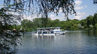 N-ai bani, dar vrei sa iesi in oras de Florii? Te poti plimba gratis pe lacul Herastrau