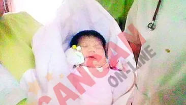 Ea este fetita mamei de 240 kg!