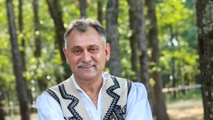 Gestul făcut în memoria lui Ion Drăgan. Omagiul adus n-a fost văzut cu ochi buni de unii fani