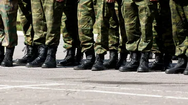 Serviciu militar obligatoriu pentru femei și bărbați în Danemarca. Noua strategie de apărare