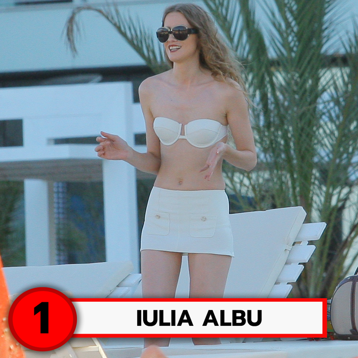 Top 30 cei mai discreți sâni din showbiz. Ce poziții ocupă Corina Caragea, Sandra Izbașa sau Iulia Albu?!