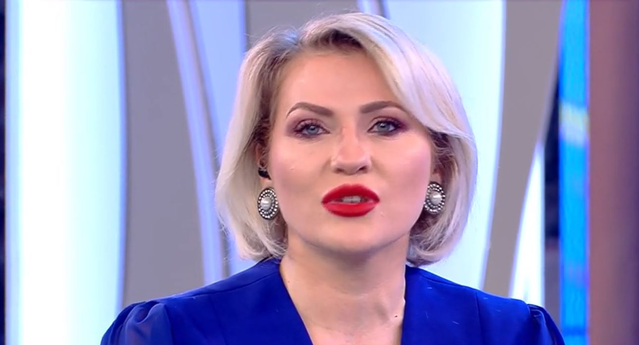 Mirela Vaida, copleșită de tristețe a izbucnit în lacrimi la Acces Direct: “Un moment extrem de greu în cariera mea de prezentatoare”