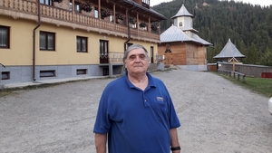 Leonid Iacob, înmormântat de primărie. Regretatul poet este a 12-a victimă răpusă de coronavirus în România