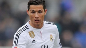 Vezi AICI ce masina si-a tras Cristiano Ronaldo! S-a laudat peste tot cu ea!