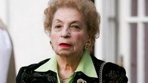 Clipe de groaza pentru cea mai cunoscuta avocata din Romania! A fost desfigurata de un individ care a lasat-o fara buza!