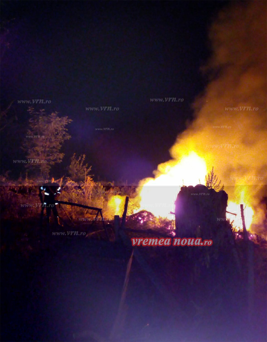 Amor arzător la Vaslui! Un bărbat cuprins de gelozie a incendiat gospodăria rivalului
