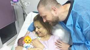 Simona Gherghe, luată la rost de fani din cauza copilului: "Ce mai e normal în ziua de azi?"