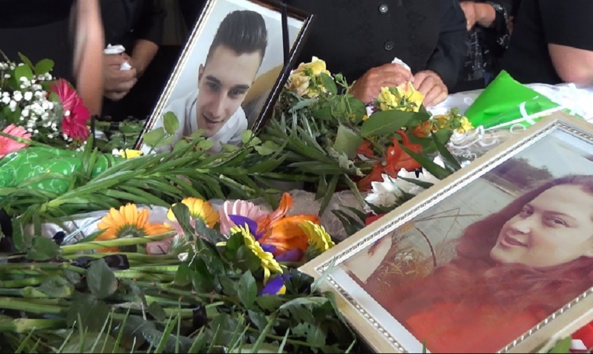Cei patru fraţi au fost înmormântaţi în această luni (sursă foto: Observator.tv)