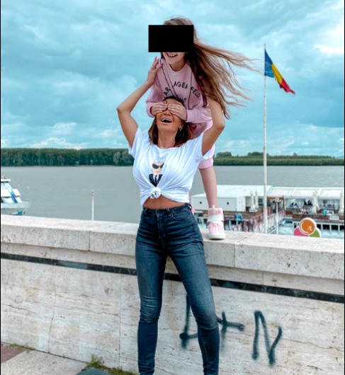 Andreea Antonescu vrea să ajungă în America, pentru a se întâlni cu Traian Spak, dar și cu fetița ei