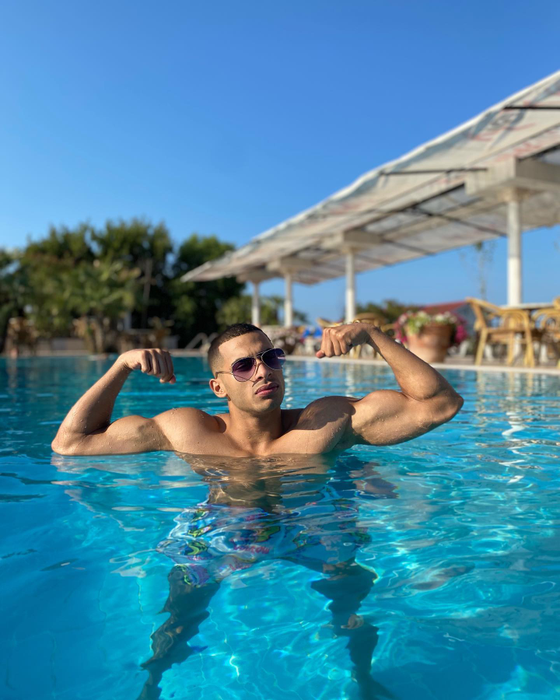 Gheboasă ar fi spus că "îi dă valoare" lui Yamato dacă își spune povestea pe Instagram / (Sursa: Instagram)