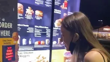 Viral! Ce poți să pățești dacă nu ai mașină și comanzi McDonald's drive-thru