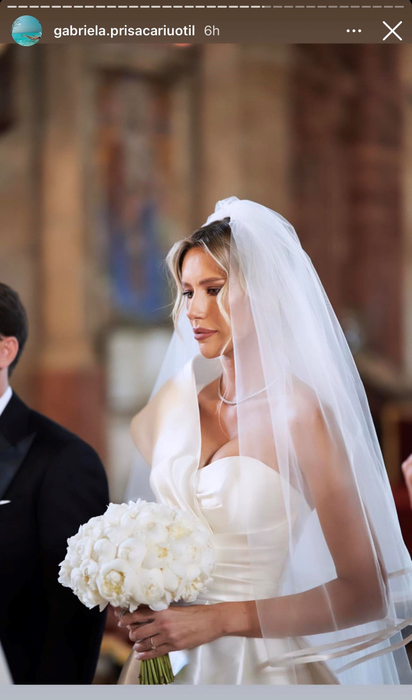 Gabriela Prisăcariu, în rochie de mireasă