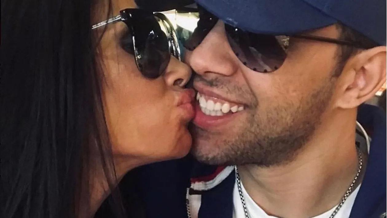 Imagini interzise copiilor cu Oana Zăvoranu și Alex din dormitor. Fanilor nu le-a venit să creadă. FOTO