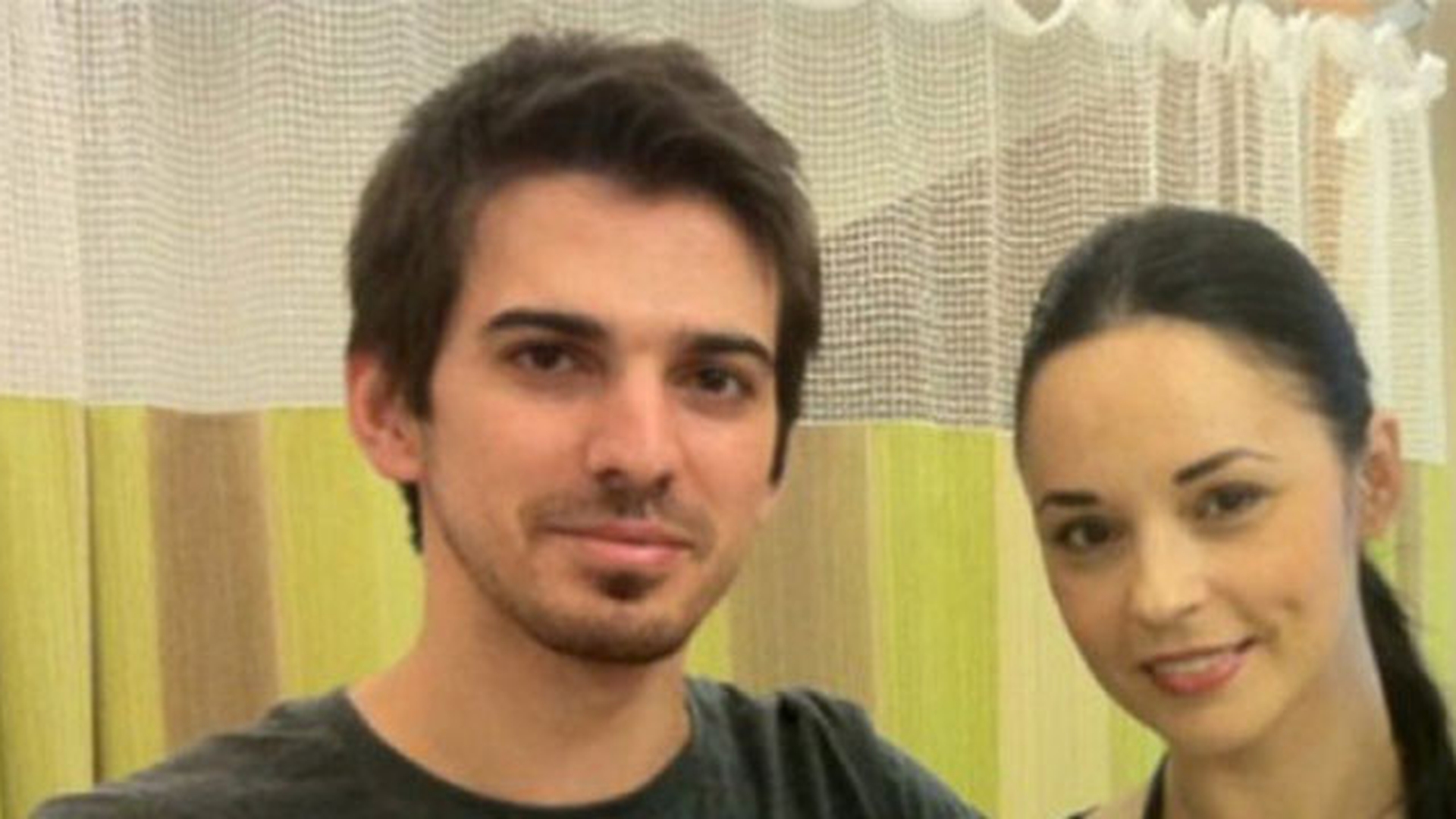 IMAGINI DE SENZATIE! Andreea Marin si-a adus presupusul iubit turc in Romania! Cei doi au facut cumparaturile in Pipera!