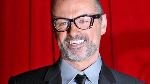 Funeraliile lui GEORGE MICHAEL au fost amânate! Familia nu a ridicat trupul neînsufleţit al celebrului cântăreţ