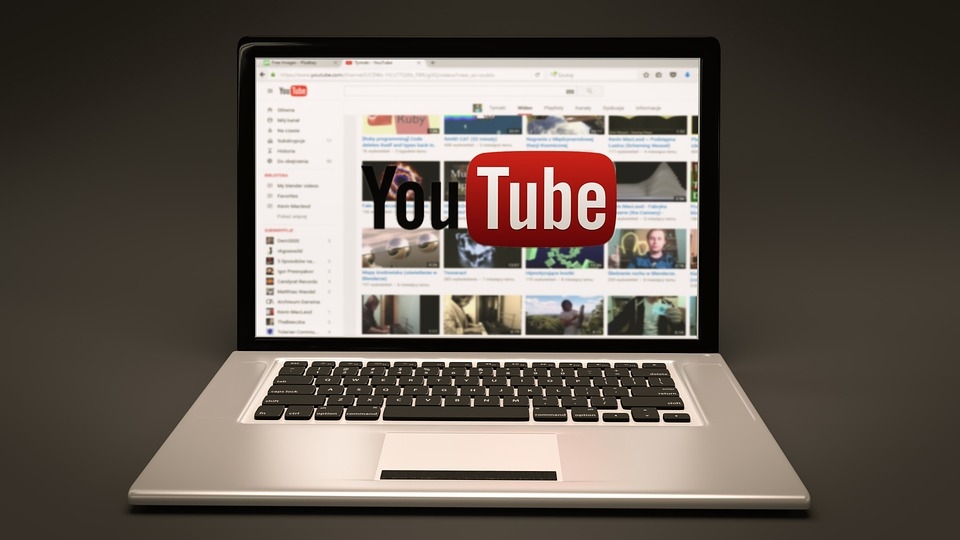 Decizia care zguduie topurile muzicale! Youtube și Billboard nu mai colaborează