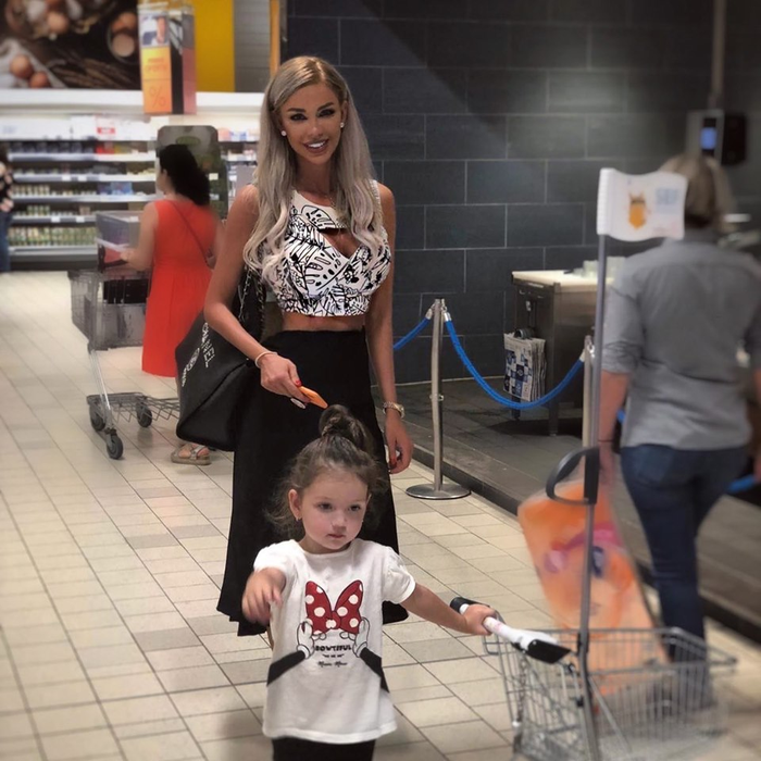 Cum a răspuns Bianca Drăgușanu când fiica ei i-a pus o întrebare emoționantă: “Cât mă iubești, mami?”
