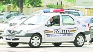 Calcata pe trecerea de pietoni de masina politiei