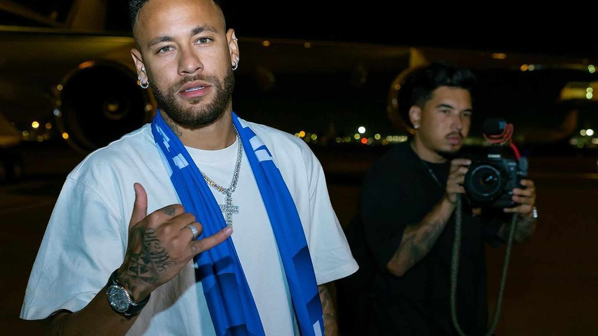 Pentru că iubita e însărcinată, Neymar a luat-o pe alta la petrecere! Ce a urmat. „Mă gândesc doar la fiica mea”