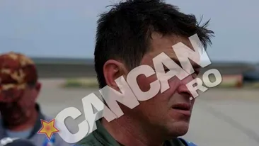 VIDEO Trupul lui Aurelian Cojocaru a fost depus la capela! Pilotul mort in accidentul aviatic de la Craiova va fi inmormantat azi