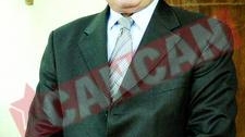 Ministrii romani, paziti de "gorile" si peste hotare