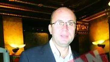 Gusa il someaza pe Videanu sa amendeze Apa Nova