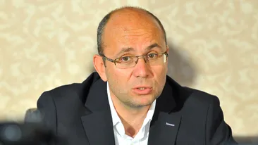 Cozmin Guşă:,,Cel puţin doi social-democraţi au jucat, în 2009, în tabăra lui Traian Băsescu''