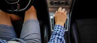 Funcția ascunsă a frânei pe care puțini șoferi o cunosc