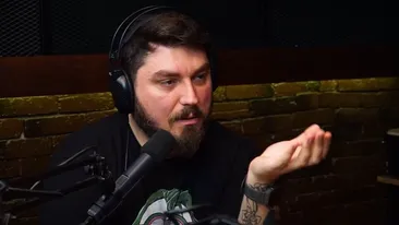 Comediantul Cosmin Nedelcu, alias Micutzu, a fost dus la secție! Ar fi spart geamul unei vitrine și s-ar fi „încăierat” în stradă