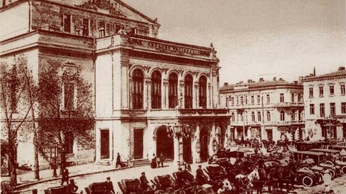 Teatrul și Filarmonica, mărci ale României moderne