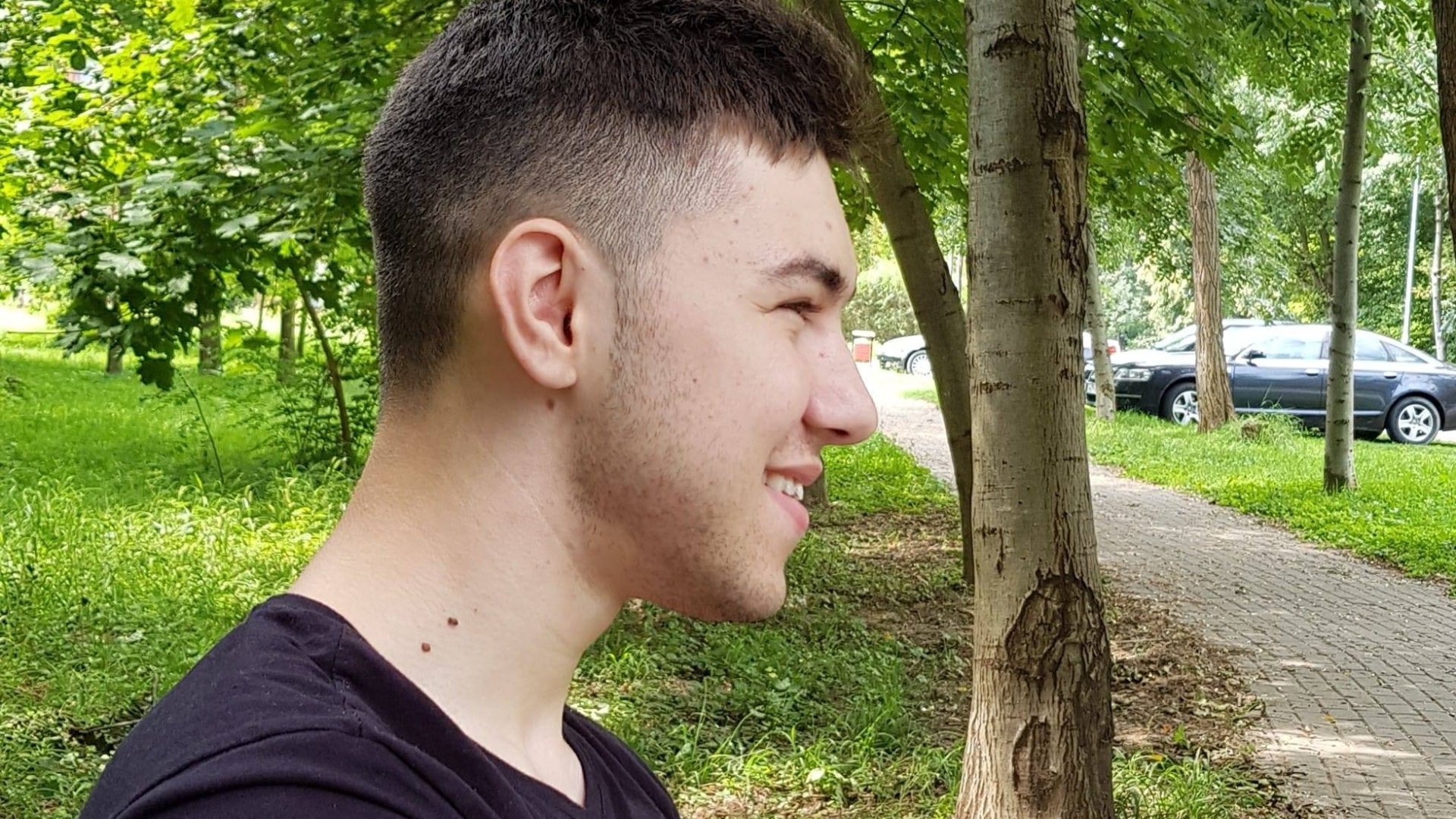 Accident mortal în Sebeș. Șoferul, în vârstă de doar 21 de ani, a decedat după ce s-a răsturnat cu mașina într-un sens giratoriu
