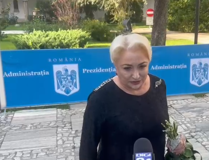 Cum a apărut Viorica Dăncilă la priveghiul lui Ion Iliescu? Toate privirile s-au întors către ea