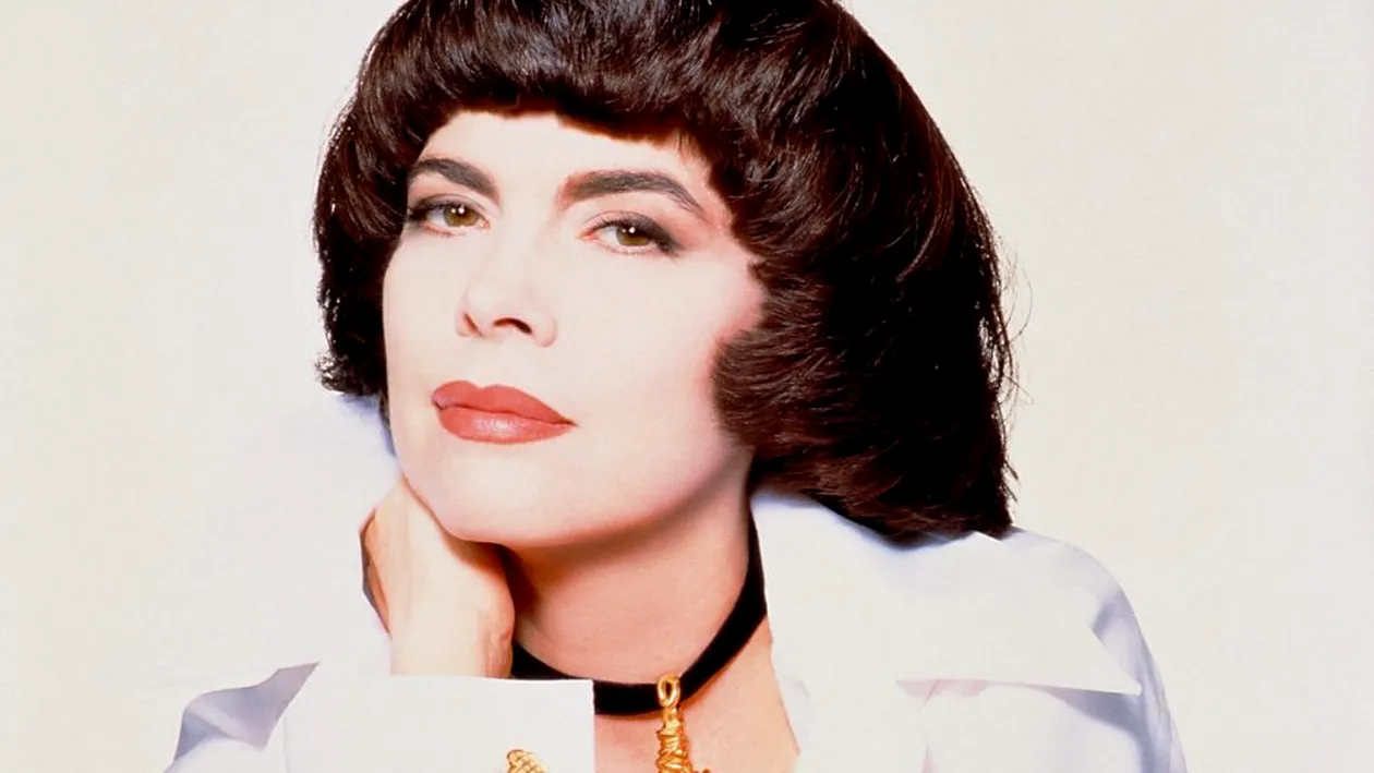 Mireille Mathieu este grav bolnavă! Povestea uluitoare a fermecătoarei artiste